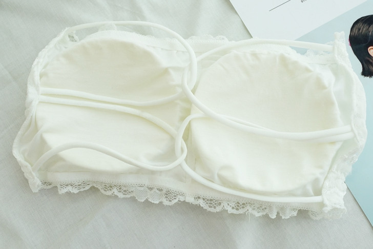 Beautiful lace bra top off shoulder underwear wedd