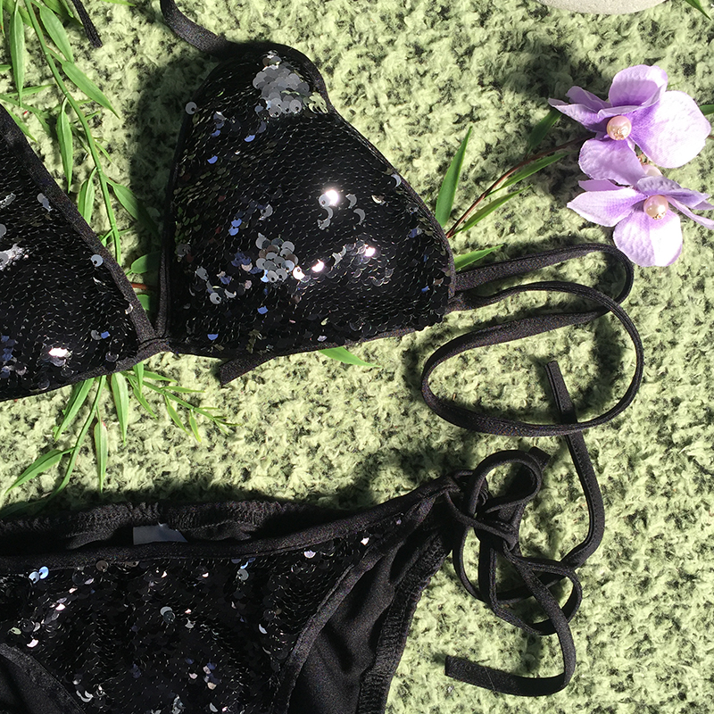 <b><p>Merid Sequin Biki Twenties wom pk black xy</p></b><b><p>人魚スパンコールビキニ 20代の女性 ピンク ブラック セクシーモノ ビーチディネート</p></b><br /><br /><p align='center'>
