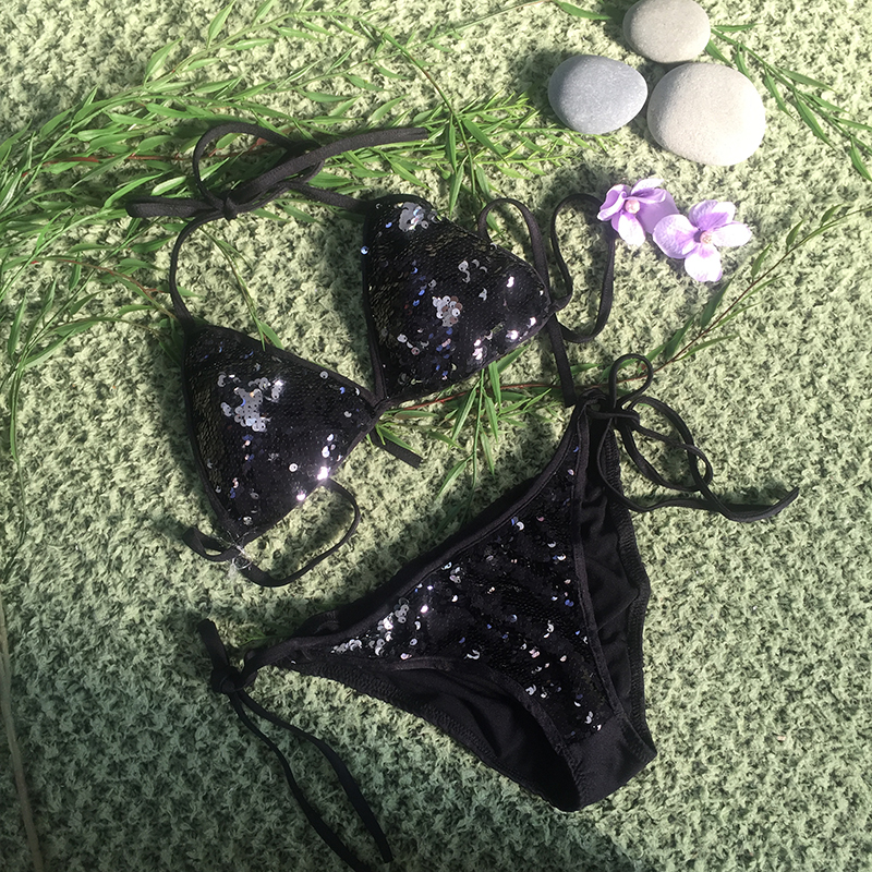 <b><p>Merid Sequin Biki Twenties wom pk black xy</p></b><b><p>人魚スパンコールビキニ 20代の女性 ピンク ブラック セクシーモノ ビーチディネート</p></b><br /><br /><p align='center'>