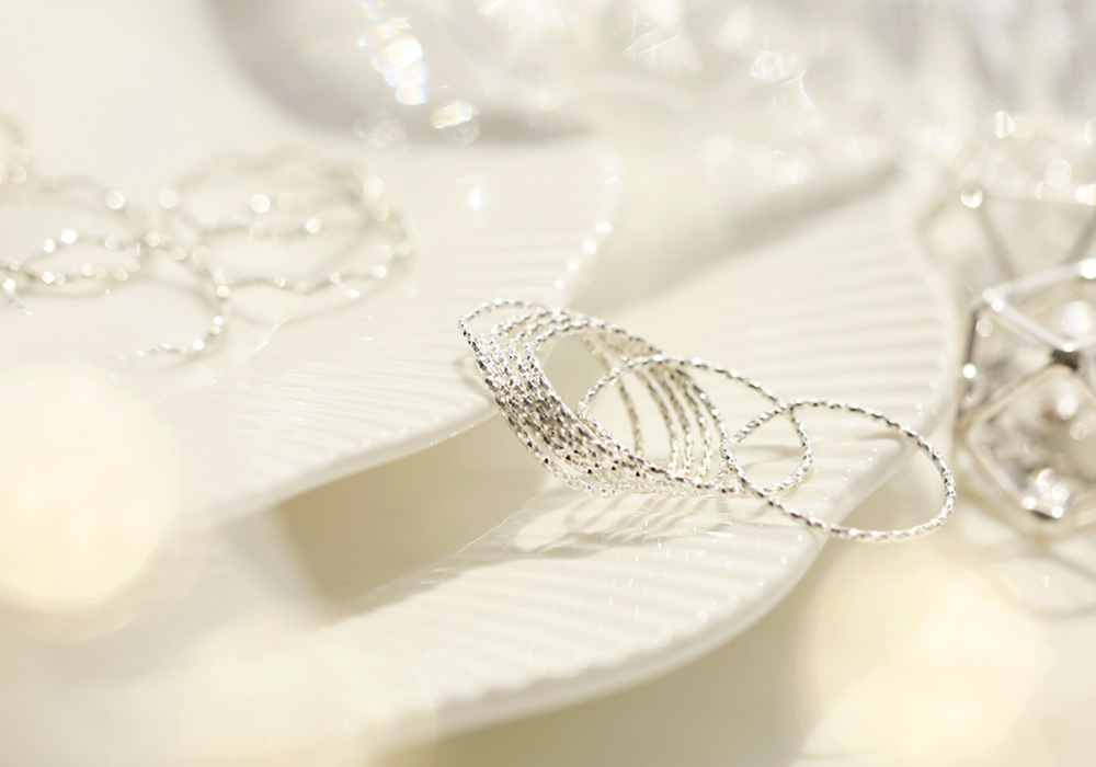 <b><p>Rubbing Silver album_925 room friendship</p></b><b><p>ブルリング 銀色の波 銀の指輪_925 ウンシル 友情 十本 バー糸 アンティークな</p></b><br /><br /><p align='center'>