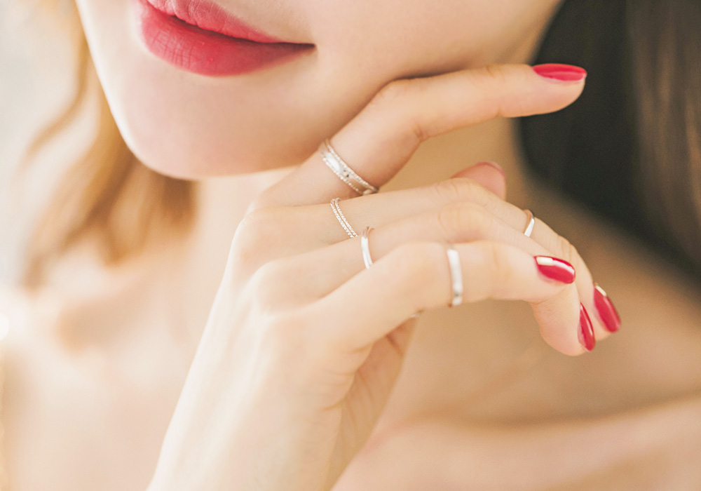 <b><p>Rubbing Silver album_925 room friendship</p></b><b><p>ブルリング 銀色の波 銀の指輪_925 ウンシル 友情 十本 バー糸 アンティークな</p></b><br /><br /><p align='center'>