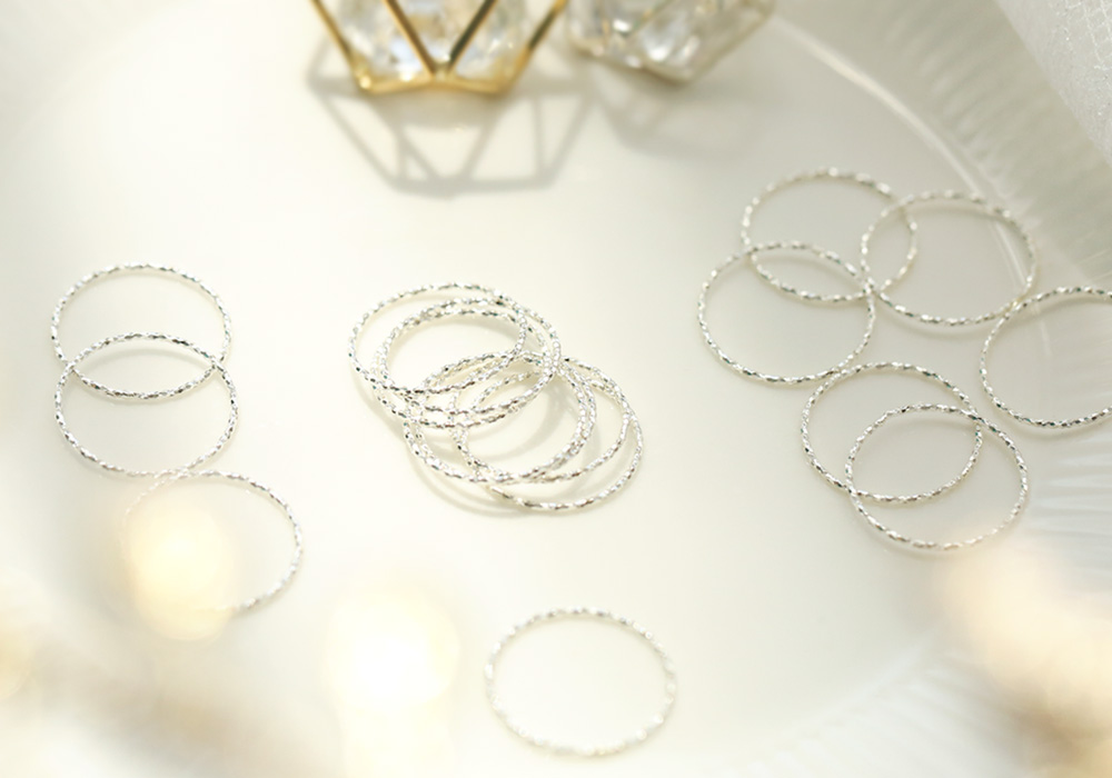 <b><p>Rubbing Silver album_925 room friendship</p></b><b><p>ブルリング 銀色の波 銀の指輪_925 ウンシル 友情 十本 バー糸 アンティークな</p></b><br /><br /><p align='center'>