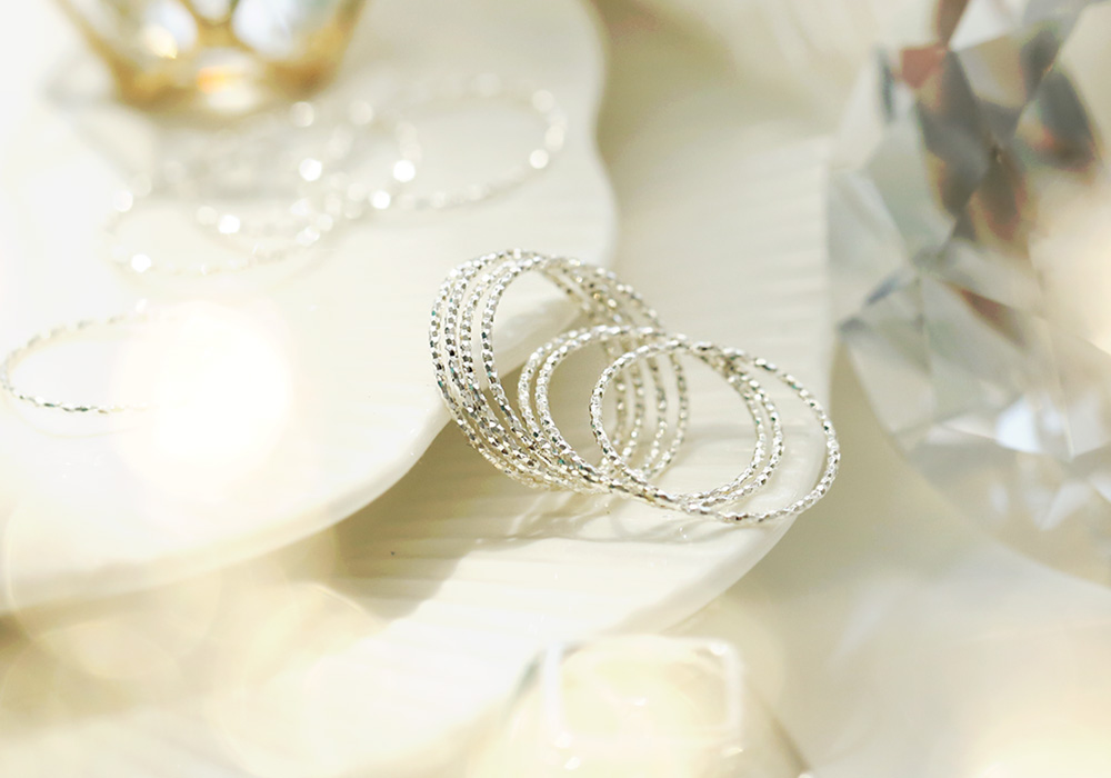 <b><p>Rubbing Silver album_925 room friendship</p></b><b><p>ブルリング 銀色の波 銀の指輪_925 ウンシル 友情 十本 バー糸 アンティークな</p></b><br /><br /><p align='center'>