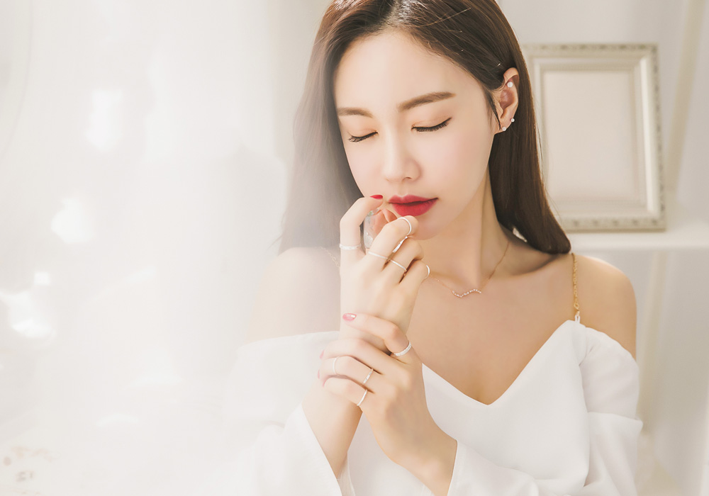 <b><p>Rubbing Silver album_925 room friendship</p></b><b><p>ブルリング 銀色の波 銀の指輪_925 ウンシル 友情 十本 バー糸 アンティークな</p></b><br /><br /><p align='center'>