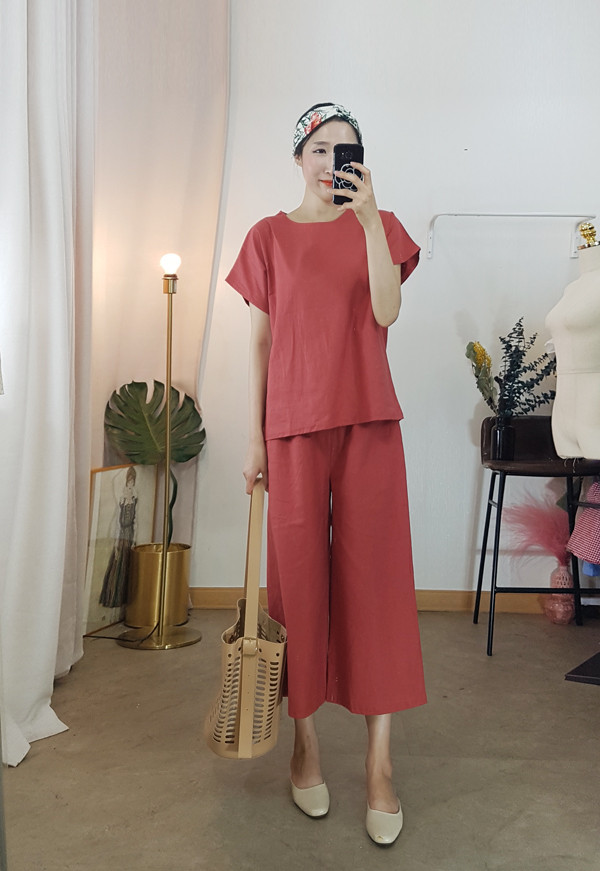 Linen two-piece blouse + wide pants