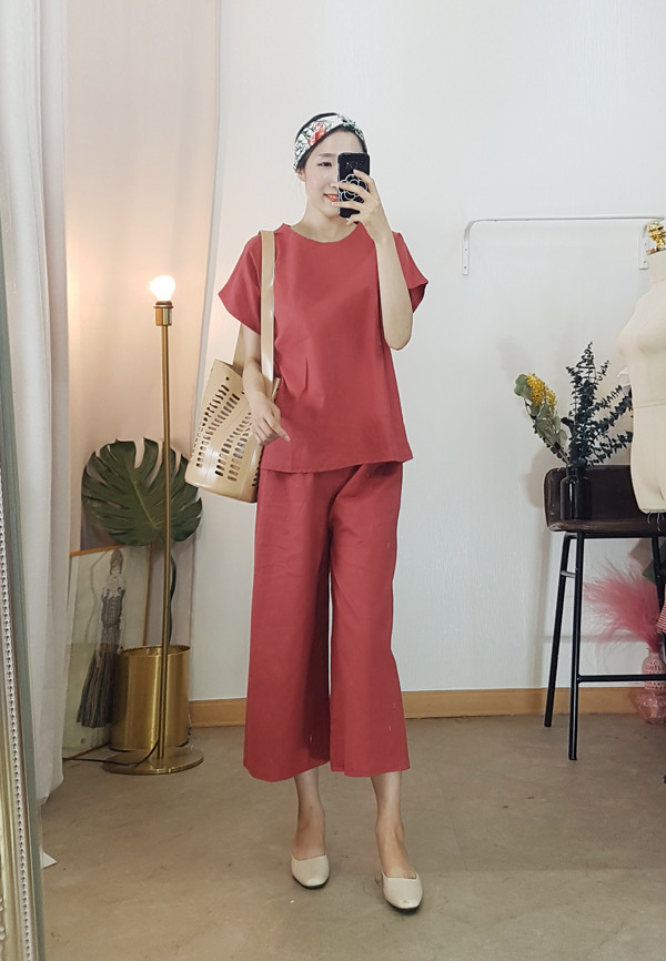 Linen two-piece blouse + wide pants