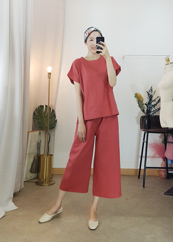 Linen two-piece blouse + wide pants