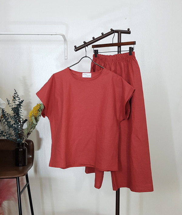 Linen two-piece blouse + wide pants