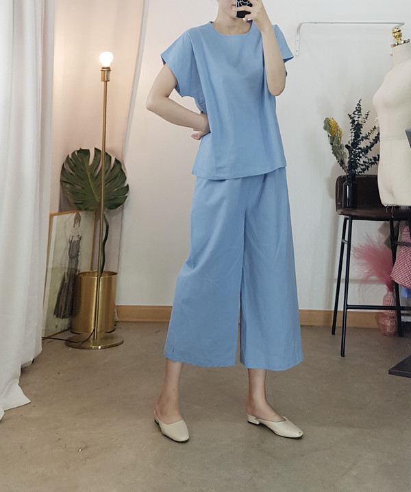 Linen two-piece blouse + wide pants