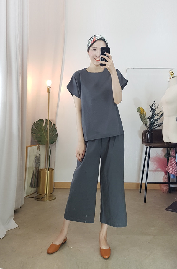 Linen two-piece blouse + wide pants