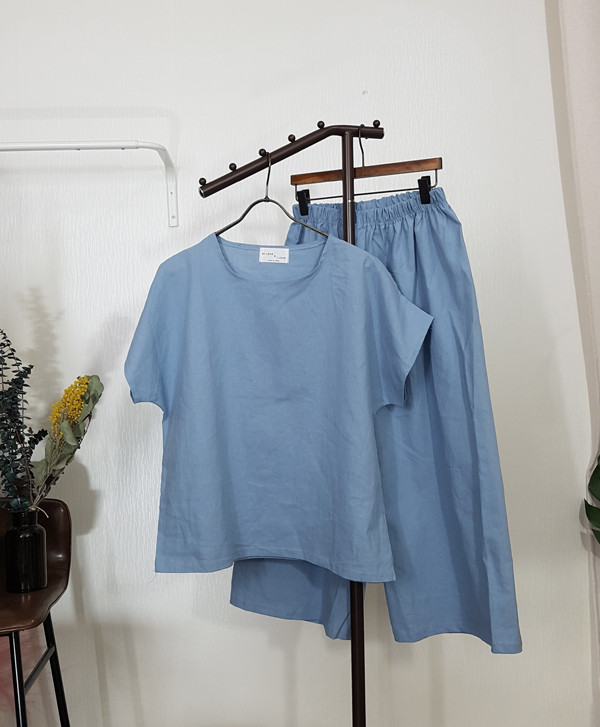 Linen two-piece blouse + wide pants