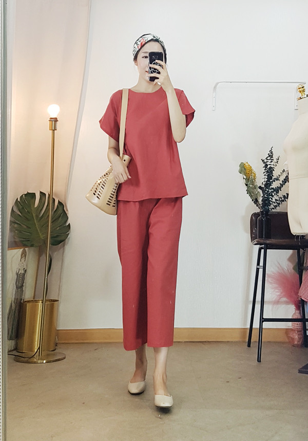Linen two-piece blouse + wide pants