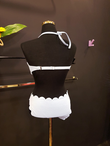 <b><p>wave Off shoulder T-irt bikini 3ps set Refed</p></b><b><p>波 ウェーブ オフショルダー Tシャツ ビキニ 3ps セット 洗練された セクシー水着</p></b><br /><br /><p align='center'>
