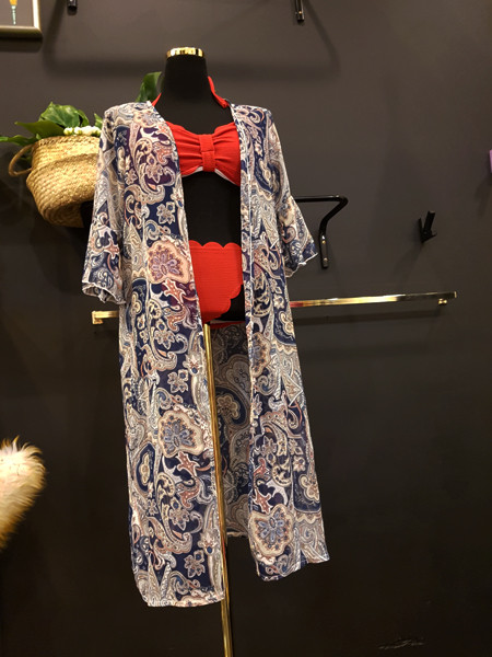 <b><p>wave Off shoulder T-irt bikini 3ps set Refed</p></b><b><p>波 ウェーブ オフショルダー Tシャツ ビキニ 3ps セット 洗練された セクシー水着</p></b><br /><br /><p align='center'>