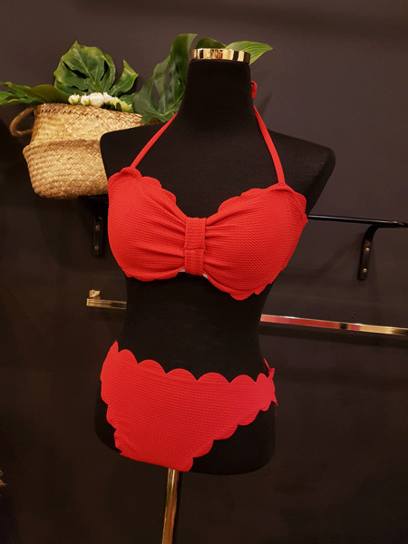 <b><p>wave Off shoulder T-irt bikini 3ps set Refed</p></b><b><p>波 ウェーブ オフショルダー Tシャツ ビキニ 3ps セット 洗練された セクシー水着</p></b><br /><br /><p align='center'>
