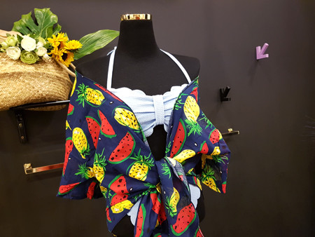 <b><p>wave Off shoulder T-irt bikini 3ps set Refed</p></b><b><p>波 ウェーブ オフショルダー Tシャツ ビキニ 3ps セット 洗練された セクシー水着</p></b><br /><br /><p align='center'>