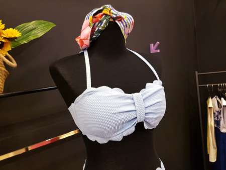 <b><p>wave Off shoulder T-irt bikini 3ps set Refed</p></b><b><p>波 ウェーブ オフショルダー Tシャツ ビキニ 3ps セット 洗練された セクシー水着</p></b><br /><br /><p align='center'>