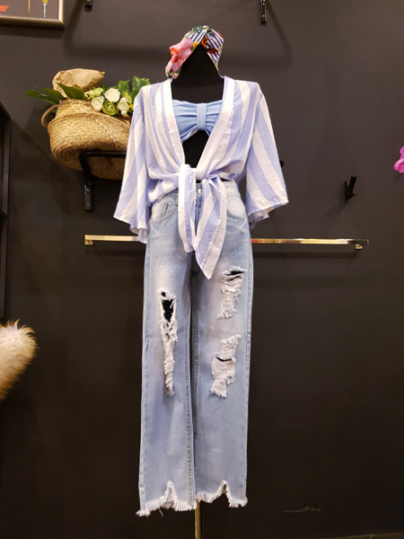 <b><p>wave Off shoulder T-irt bikini 3ps set Refed</p></b><b><p>波 ウェーブ オフショルダー Tシャツ ビキニ 3ps セット 洗練された セクシー水着</p></b><br /><br /><p align='center'>