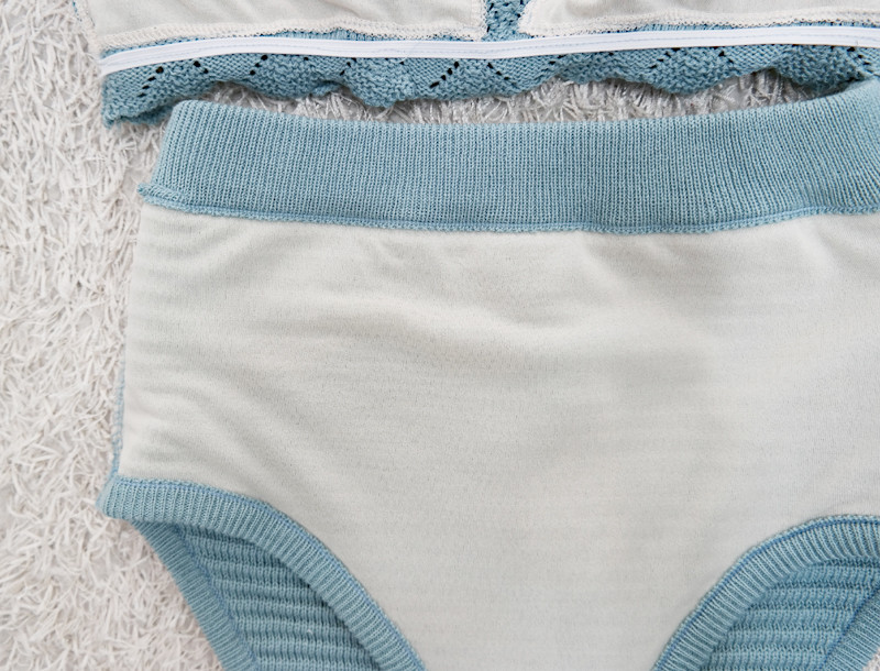 <b><p>Halter high waisd knit biki It Holiday look</p></b><b><p>ホルターネックハイウエストニットビキニ イトゴル 休暇ルコーディネート ホサマースタイル</p></b><br /><br /><p align='center'>