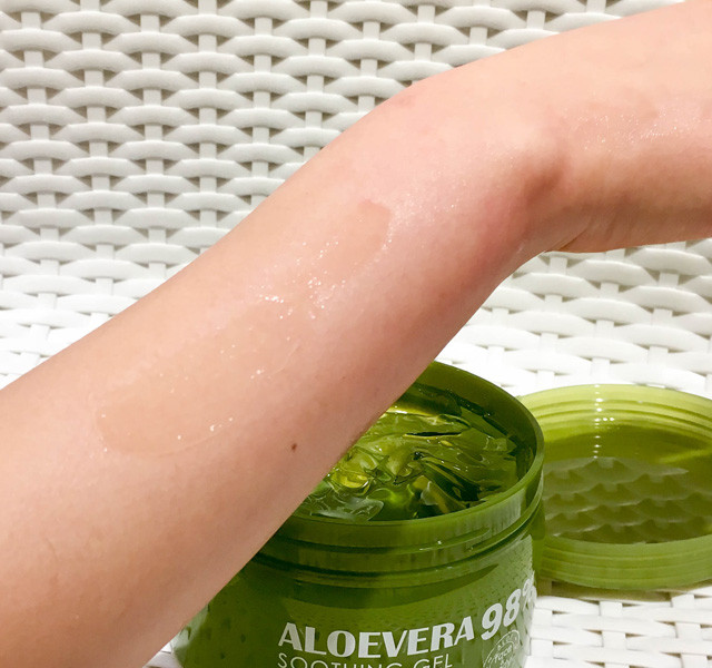 New 1 + 1 Plum Nature Aloe Vera 98% Soothing Gel 5