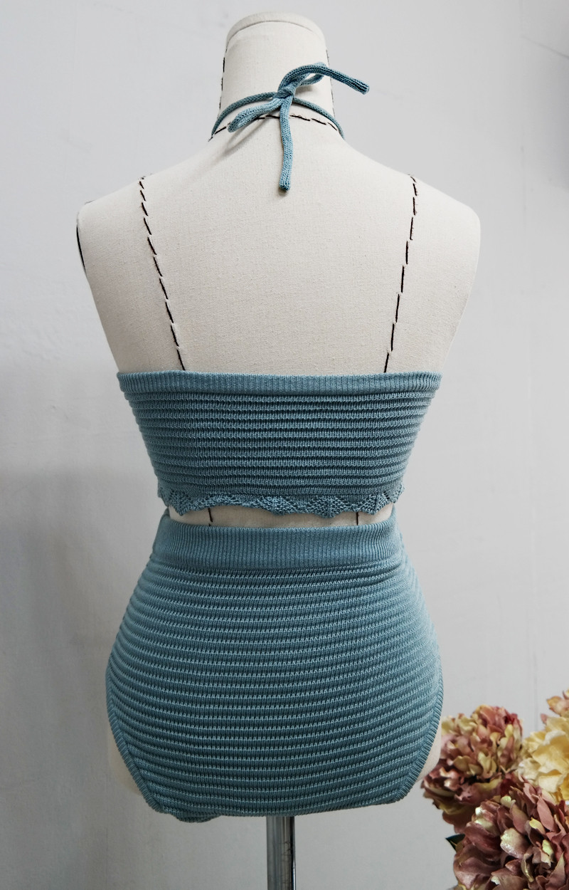 <b><p>Halter high waisd knit biki It Holiday look</p></b><b><p>ホルターネックハイウエストニットビキニ イトゴル 休暇ルコーディネート ホサマースタイル</p></b><br /><br /><p align='center'>