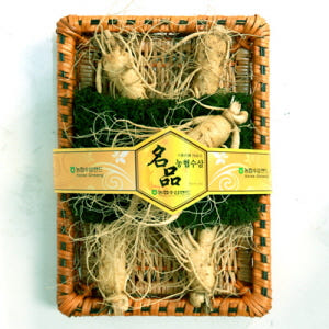 참 인삼 수삼 선물용세트 왕대 1채 6뿌리내외 (등나무+금보자기) 맛있게 먹은 솔직 후기 - 상품 이미지 1