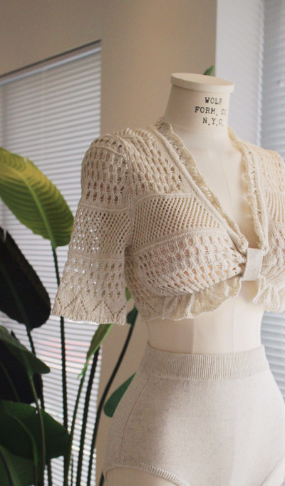 <b><p>neat Short sleeve top High waist bikini Le</p></b><b><p>ニット 半袖上 ハイウエスト ビキニ 飾るドゥトアン飾るよう ラブリーバカンスルック</p></b><br /><br /><p align='center'>