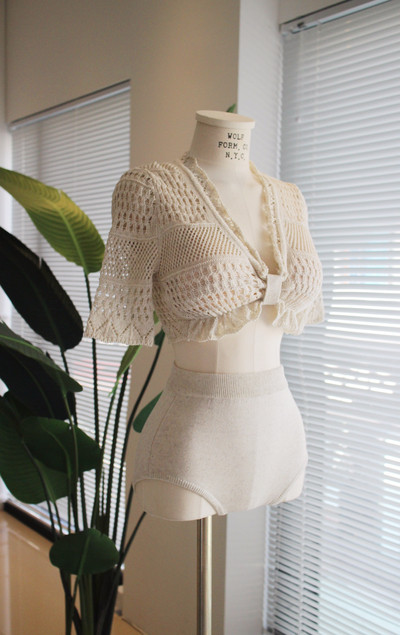 <b><p>neat Short sleeve top High waist bikini Le</p></b><b><p>ニット 半袖上 ハイウエスト ビキニ 飾るドゥトアン飾るよう ラブリーバカンスルック</p></b><br /><br /><p align='center'>