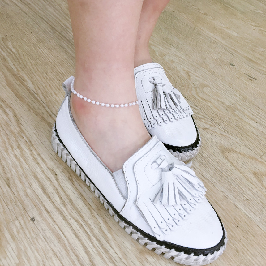 New Cream Modern Line Pearl Feet Simple Point Roma