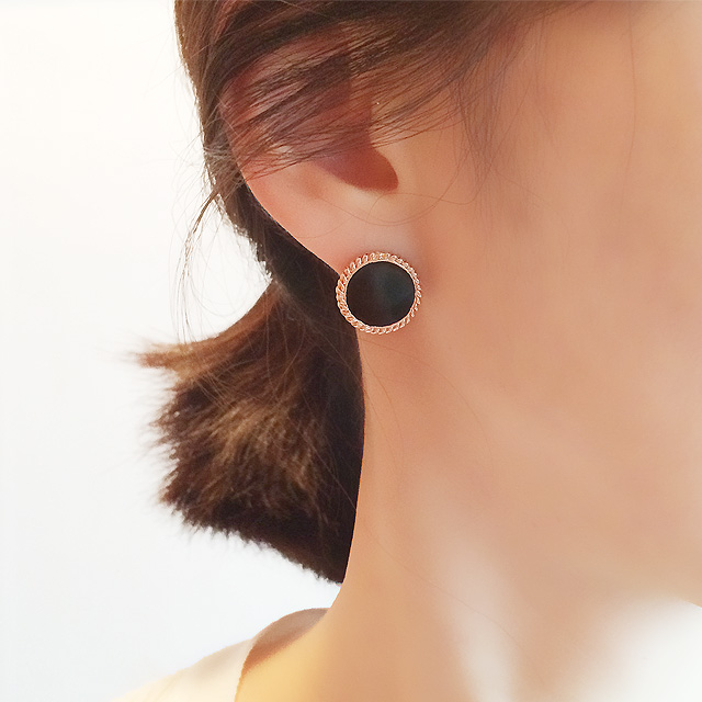 14K 골드핀 빅사이즈 블랙 오닉스 원형 금침귀걸이