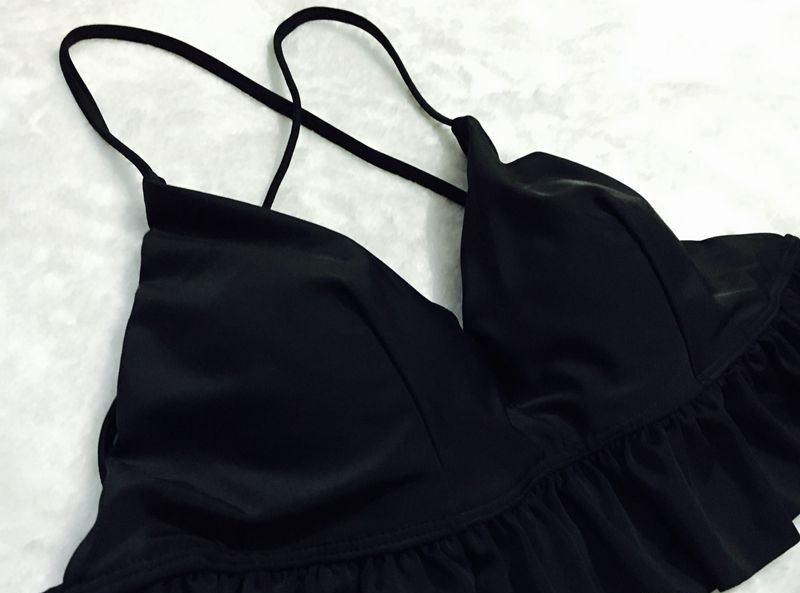 <b><p>Frill pants bikini Wongpom black Sexy shoppg</p></b><b><p>フリル パンツ ビキニ ワンポン ブラック セクシー ショッピングモール 輸入 卸売</p></b><br /><br /><p align='center'>