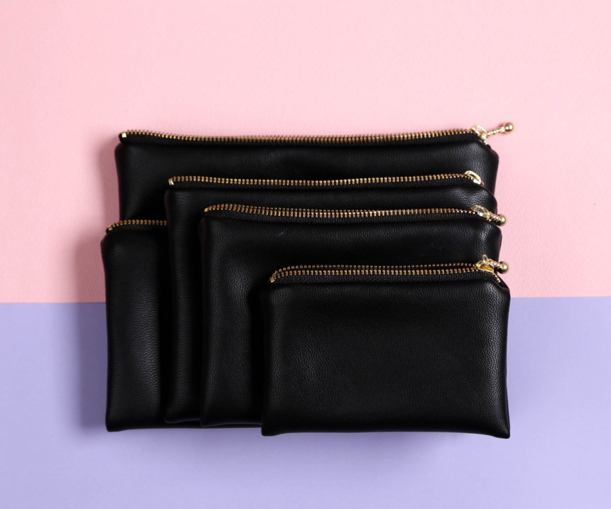 New Plain D Real Black Pouch Collection Lipstick C