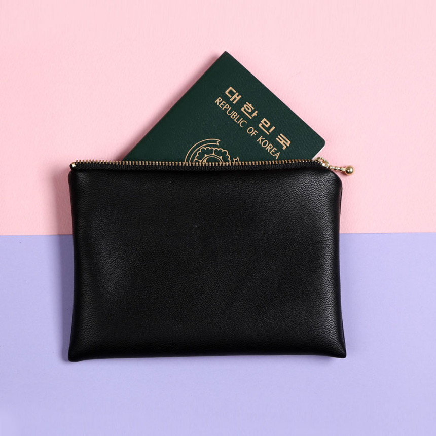 New Plain D Real Black Pouch Collection Lipstick C