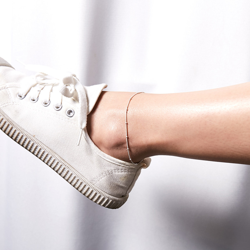 New is a silver bracelet of two kinds of women Sil