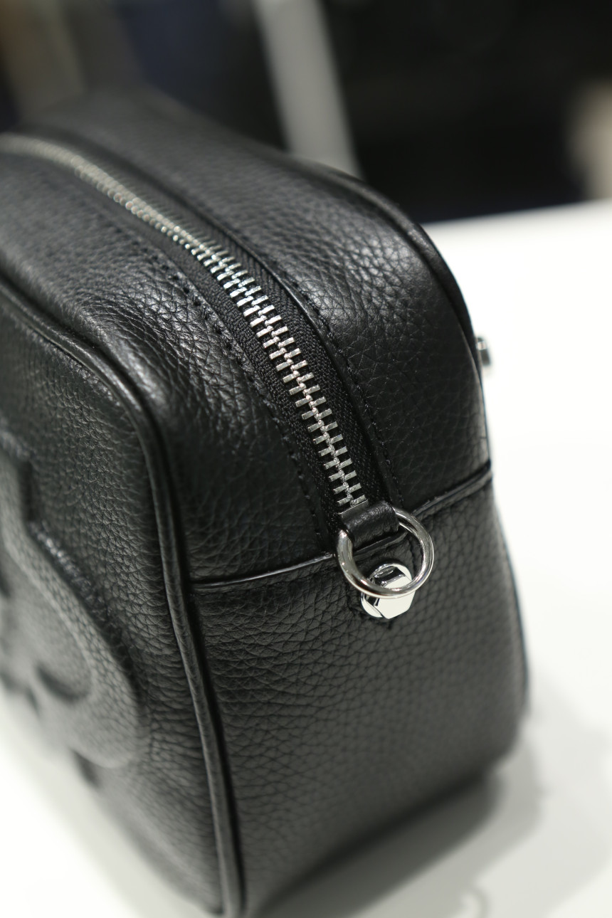 New Oyani Taylor Mini Cross Back Black O5NBCB08009