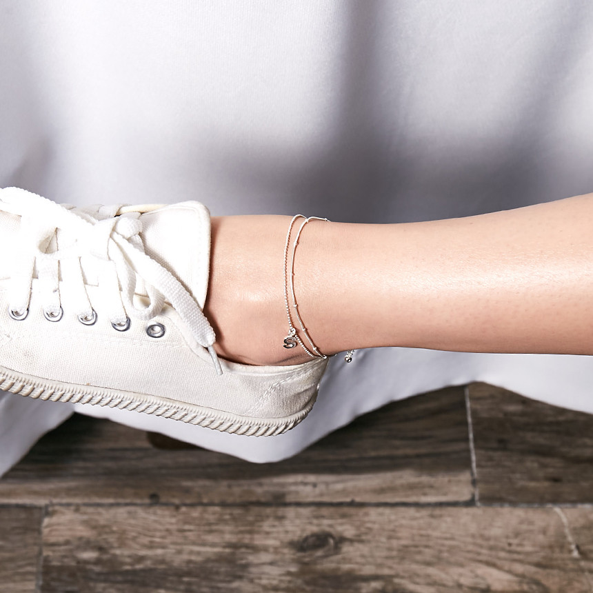 New is a silver bracelet of two kinds of women Sil