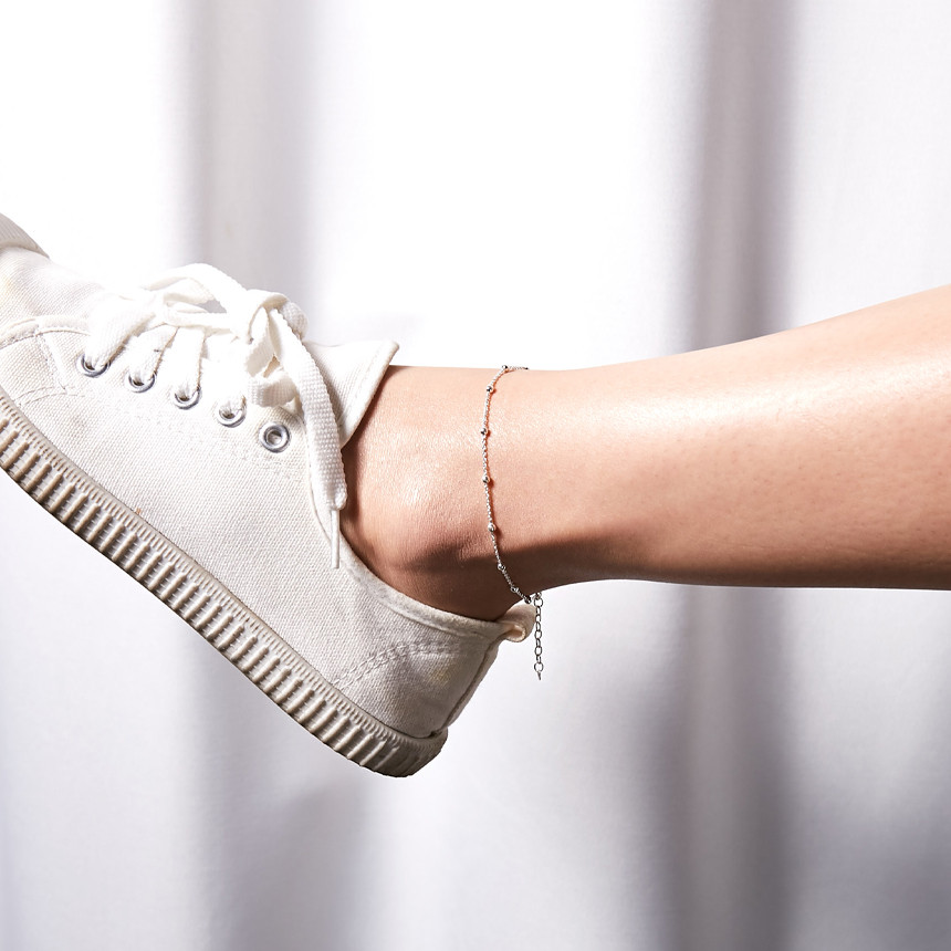 New is a silver bracelet of two kinds of women Sil