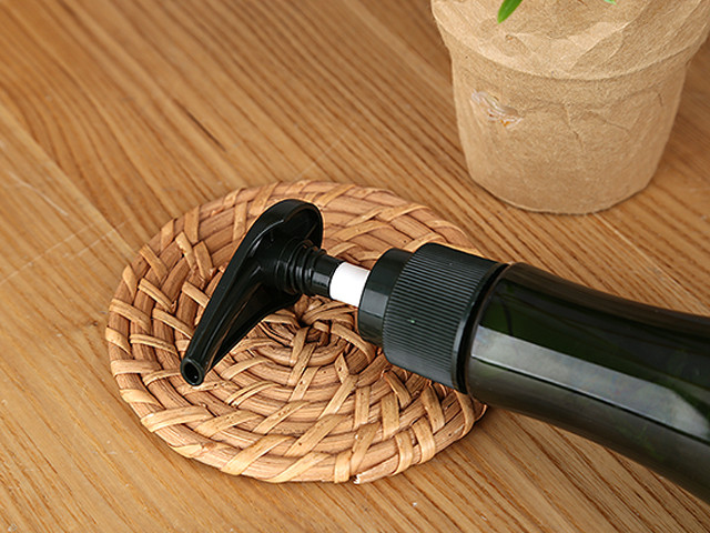 New 1 + 1 Plum Nature Aloe Vera 98% Soothing Gel 5