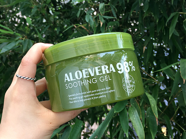 New 1 + 1 Plum Nature Aloe Vera 98% Soothing Gel 5