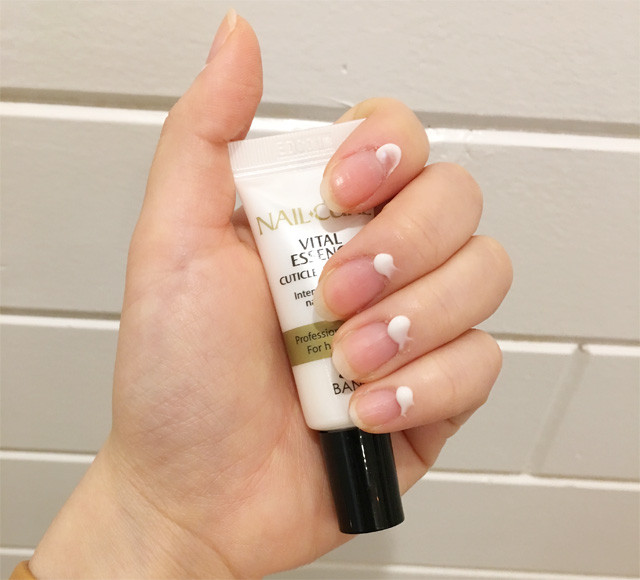 Stock commemorative! Bandi Mini Pink Diamonds and 