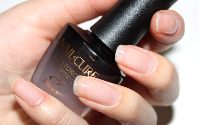 Stock commemorative! Bandi Mini Pink Diamonds and 