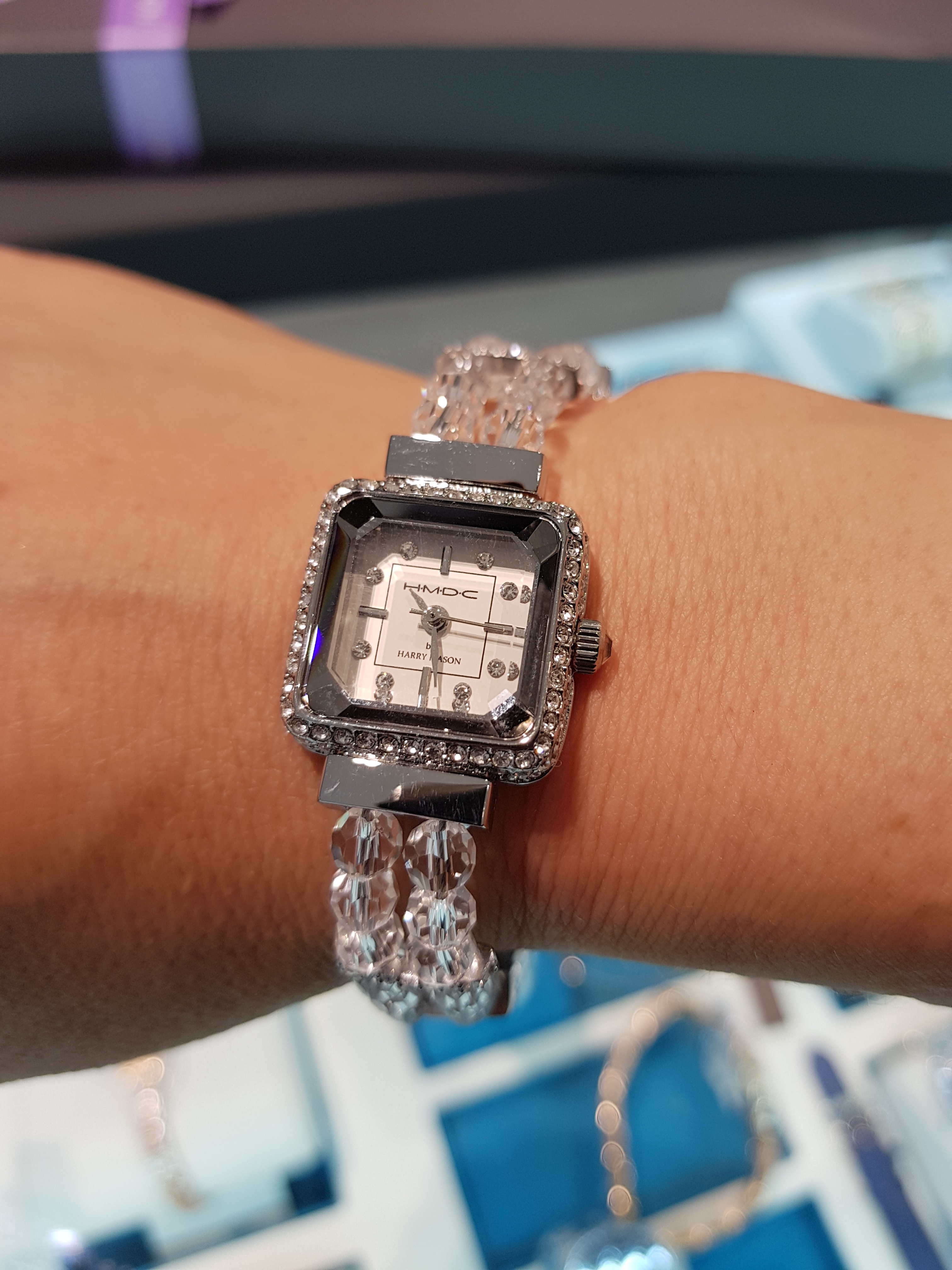 <b><p>Harry Mason Metal band watch</p></b><b><p>ハリー・メイソン メタルバンドの腕時計</p></b><br /><br /><p align='center'>