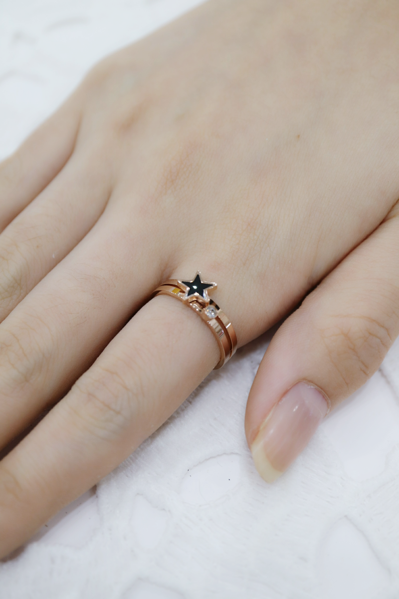 <b><p>titanium sr Cubic Two One set ring 템 Highest</p></b><b><p>チタン 別 キュービック 二つの 一式 リング ドゥクテム 歌声非最高 書かれているカールスチール</p></b><br /><br /><p align='center'>