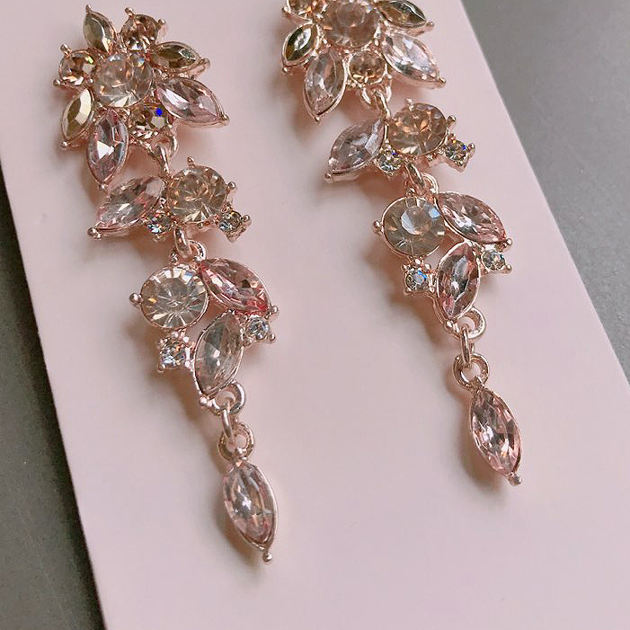 Aromatic Bite Earrings Available Aphrodite Bold Dr