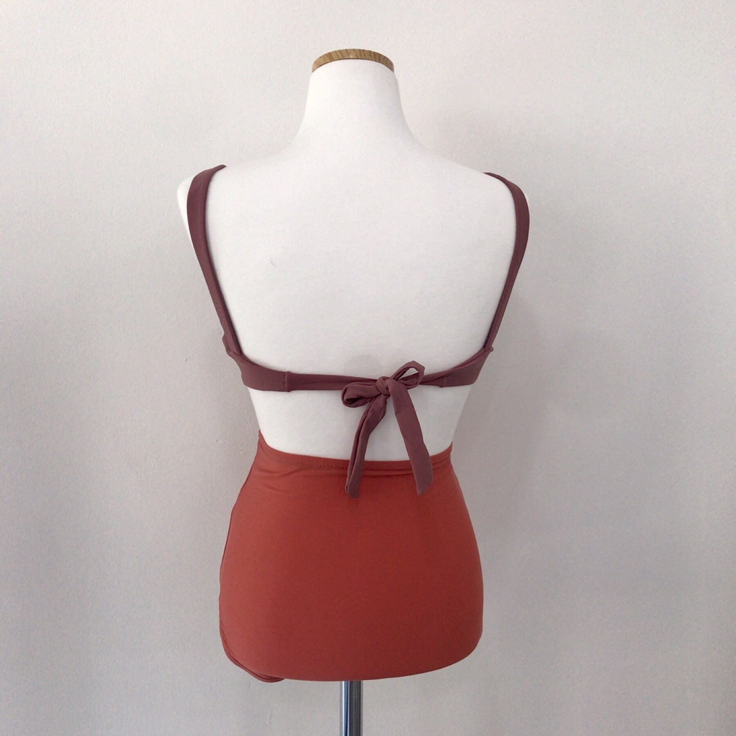 <b><p>day check High waist bikini 3ps Sexy swimwear</p></b><b><p>当日 チェック ハイウエスト ビキニ 3ps セクシーな水着 清純 女神 女性のスタイル</p></b><br /><br /><p align='center'>