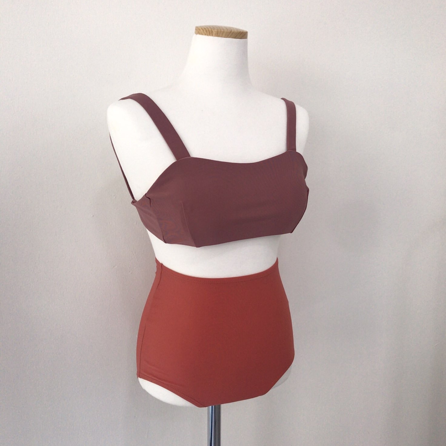 <b><p>day check High waist bikini 3ps Sexy swimwear</p></b><b><p>当日 チェック ハイウエスト ビキニ 3ps セクシーな水着 清純 女神 女性のスタイル</p></b><br /><br /><p align='center'>