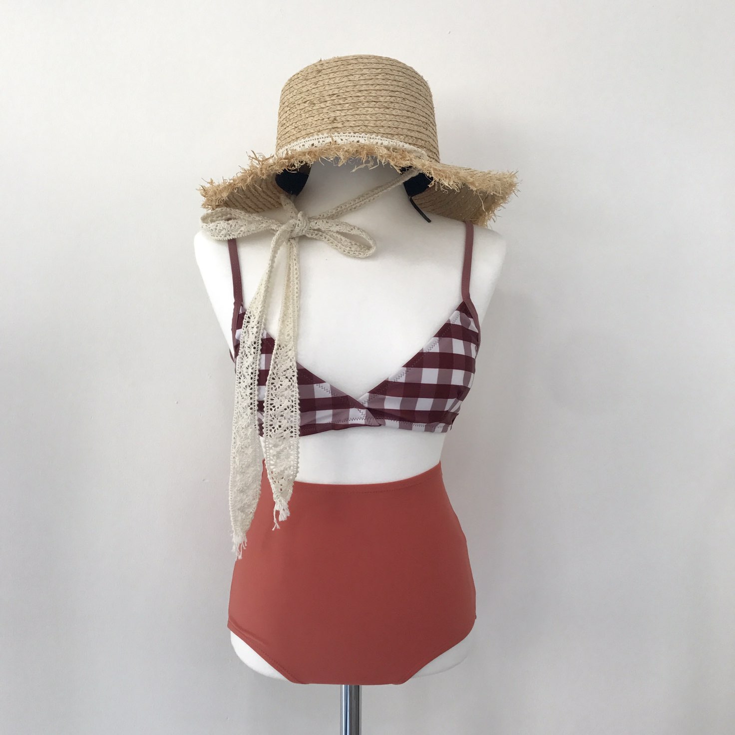 <b><p>day check High waist bikini 3ps Sexy swimwear</p></b><b><p>当日 チェック ハイウエスト ビキニ 3ps セクシーな水着 清純 女神 女性のスタイル</p></b><br /><br /><p align='center'>