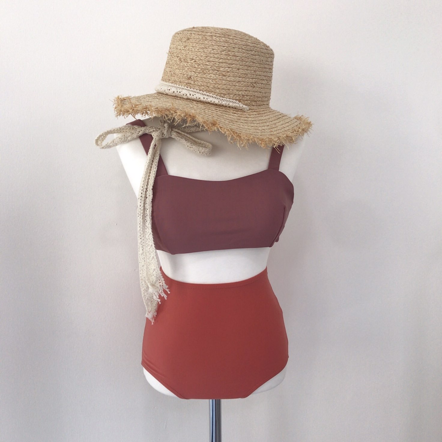 <b><p>day check High waist bikini 3ps Sexy swimwear</p></b><b><p>当日 チェック ハイウエスト ビキニ 3ps セクシーな水着 清純 女神 女性のスタイル</p></b><br /><br /><p align='center'>