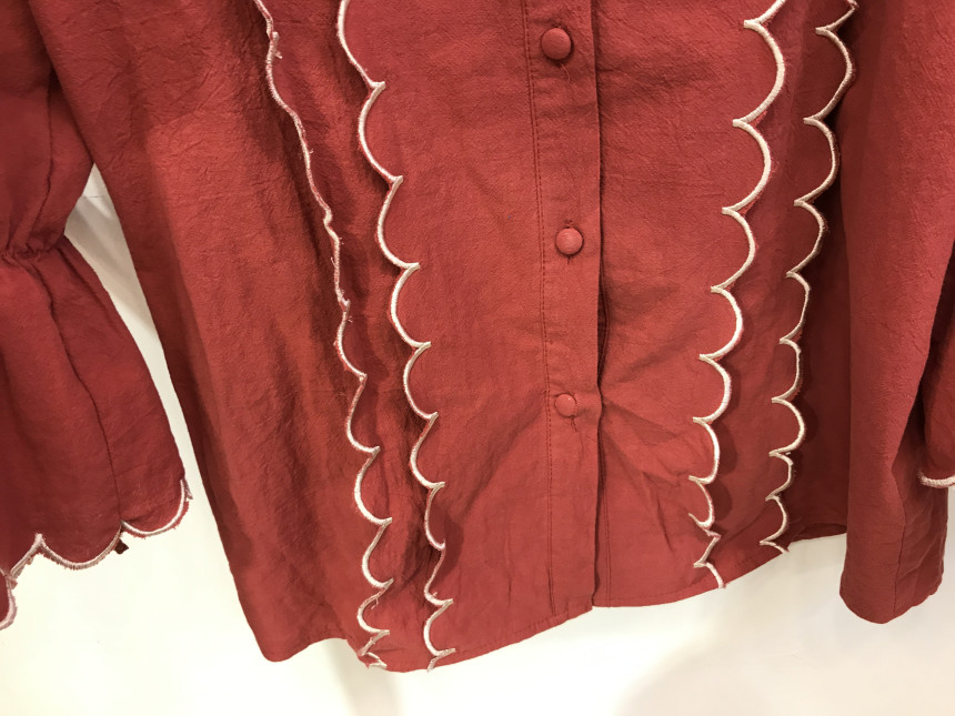 NEW FASHION LADY GIRL Blouse Wave embroidery blous