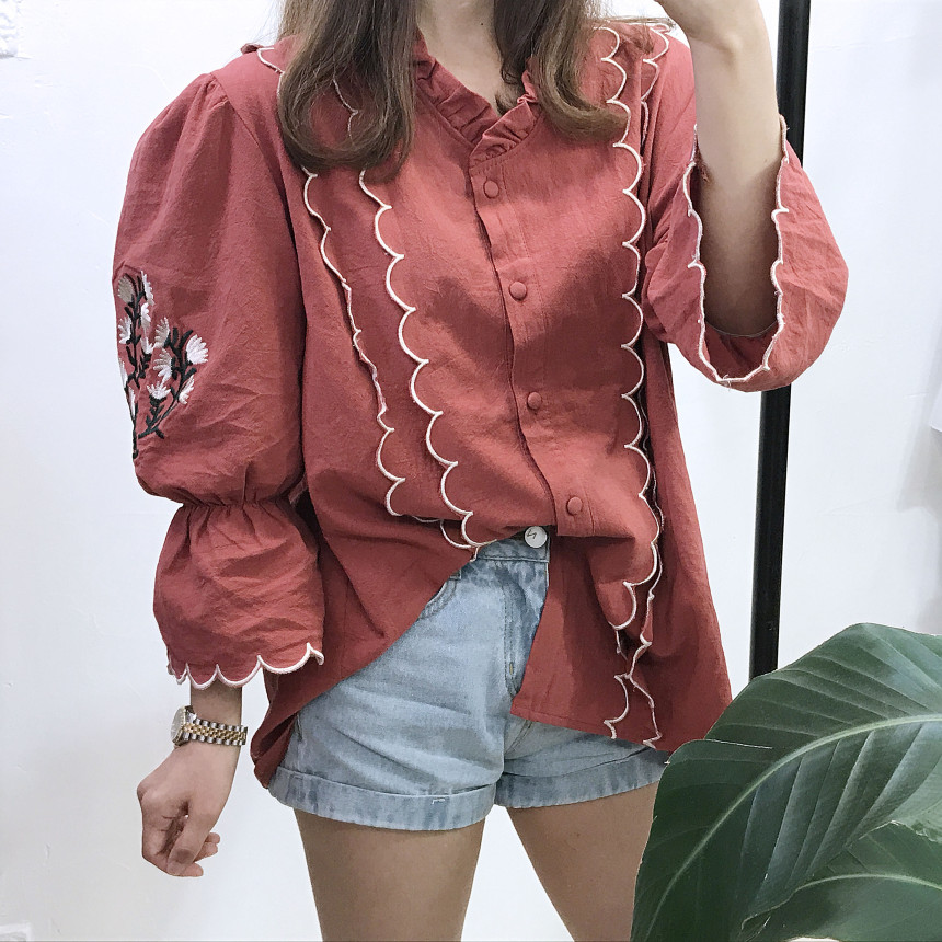 NEW FASHION LADY GIRL Blouse Wave embroidery blous